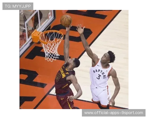 公牛末节追分，关键球偏出