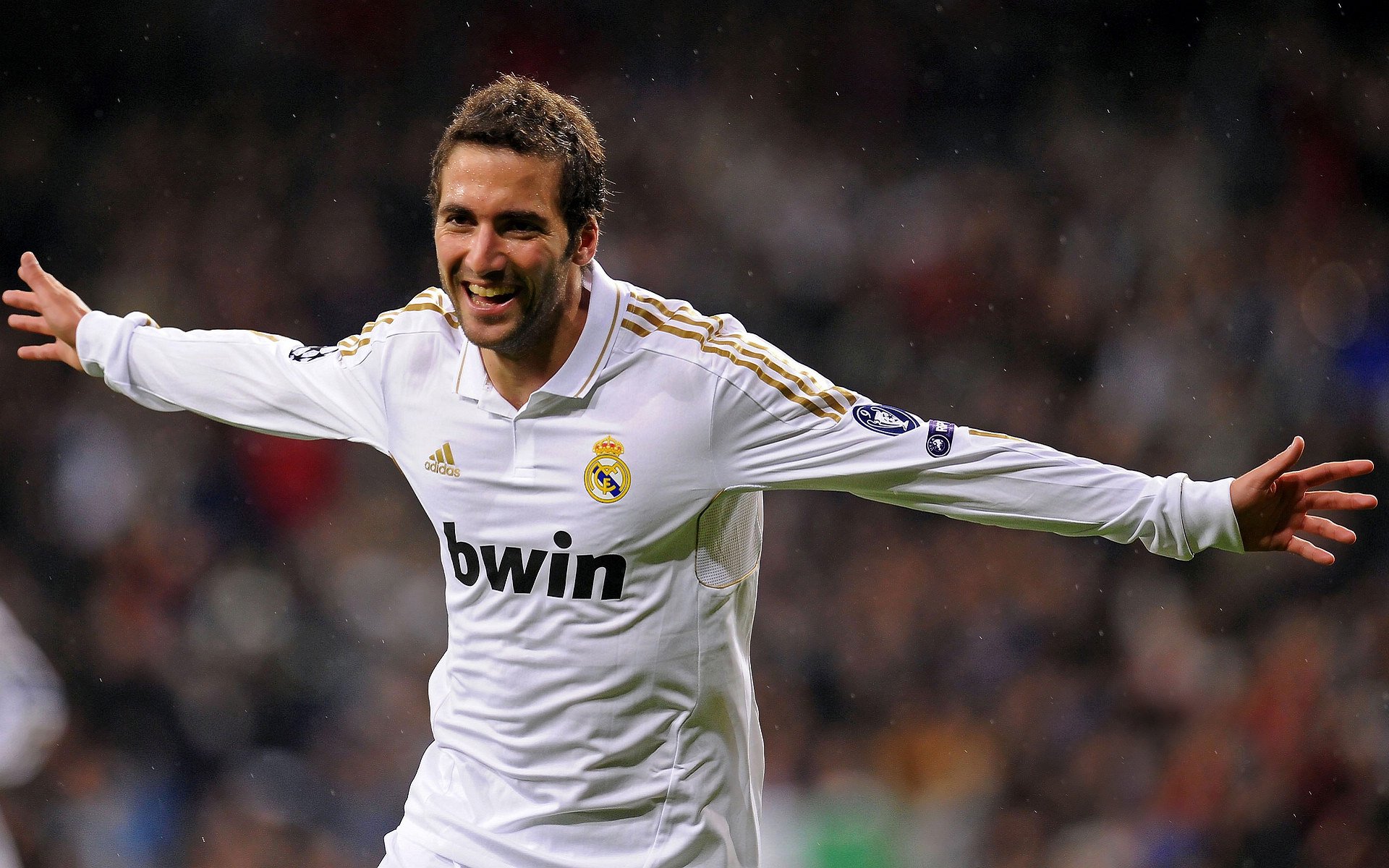 篮网队签入大牌明星，补强阵容，篮网队伍