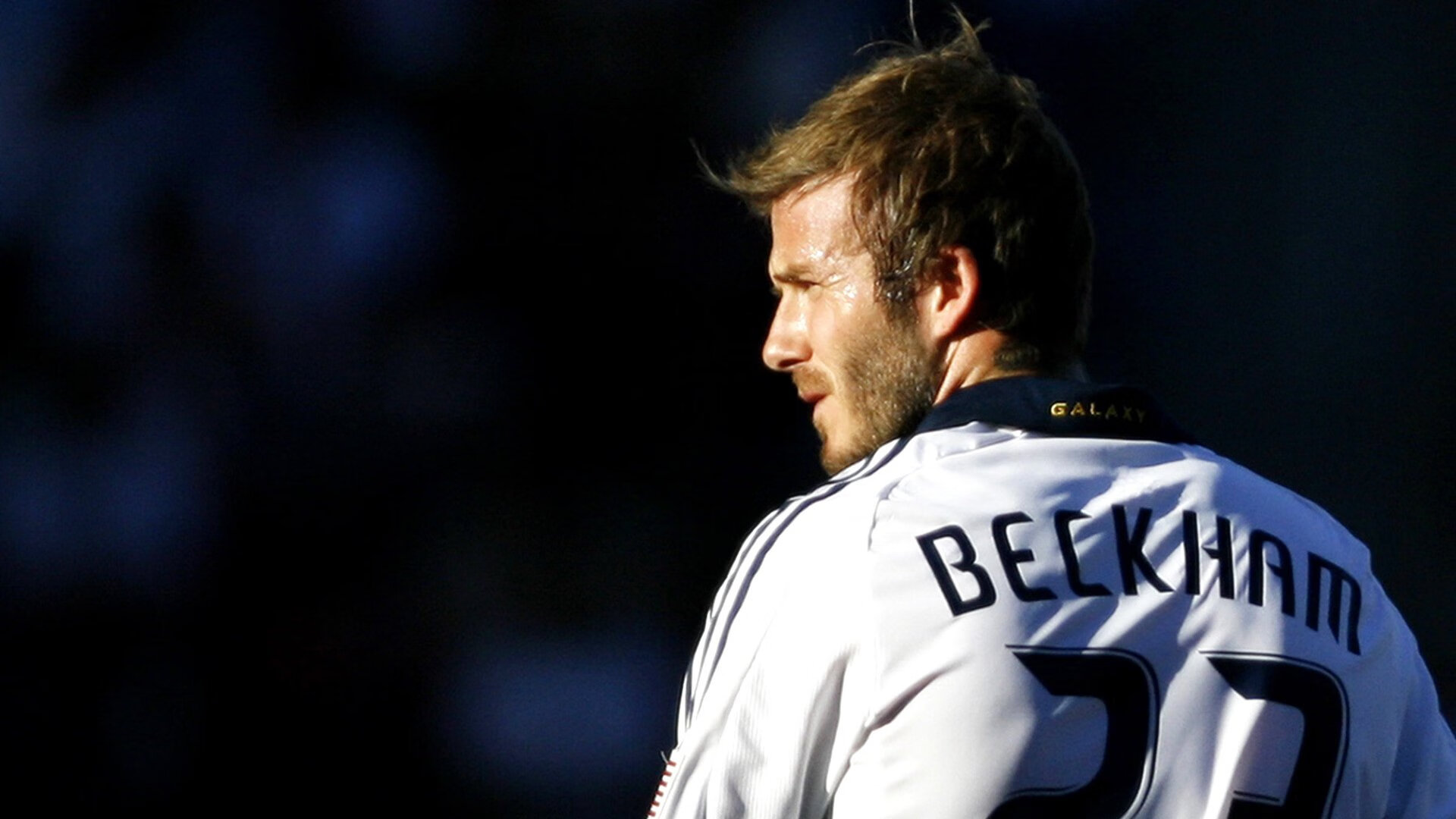 “胡利安·门德斯的进攻与防守双重威胁，助力美洲狮队实现突破”